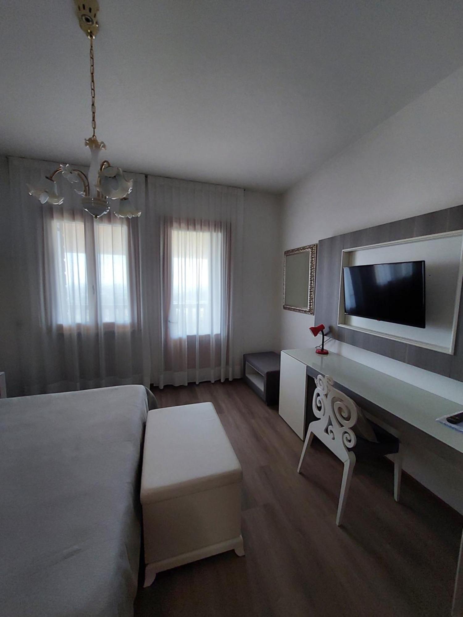 Albergo Alla Pineta Montebelluna Eksteriør billede